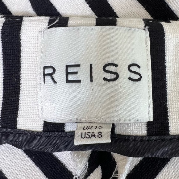 REISS Petula Shift Dress Knee Length Black White Stripe Chevron Print Size 8 - Picture 9 of 11